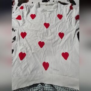 Short Sleeved Sweater With Hearts - Size XL